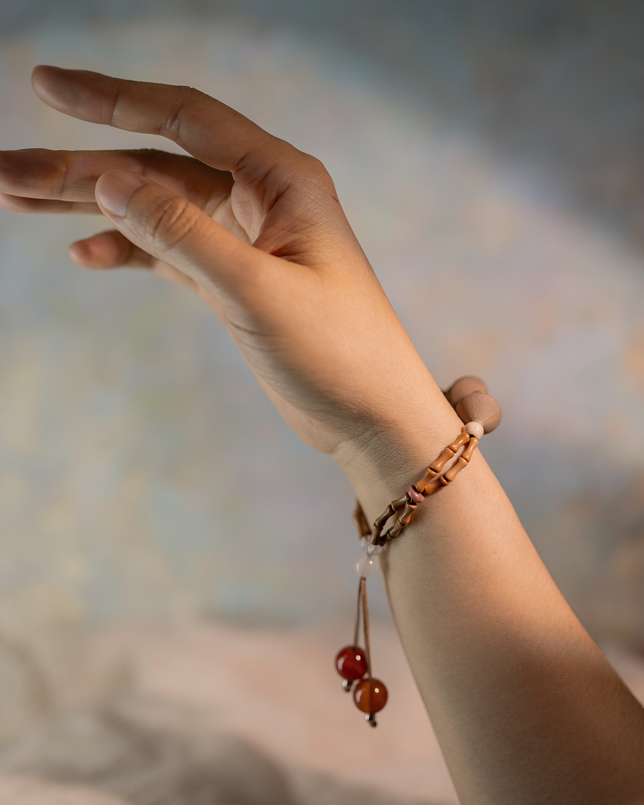 Bamboo Rhythm Bracelet – Golden Incense Adjustable Bracelet (15.2–22cm Inner Diameter) - Gold White · Gold White Blend · Bracelet · Wrist 15.2–22cm