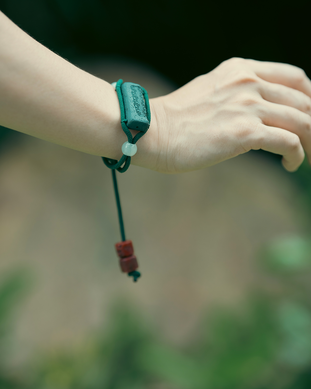 Adjustable Bracelet – Blue Medicine Incense Pendant with Flowing Structure - Blue · Blue Medicine · Bracelet · Wrist 13–17cm