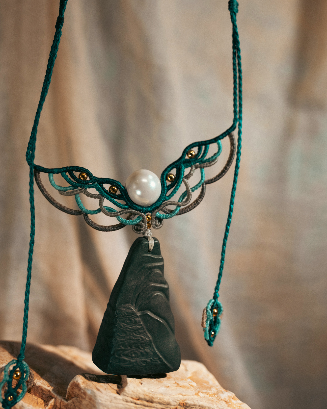 Cloud Mountain Necklace – Dream Incense Energy Pendant (Deluxe Edition) - Green · Dream Spirit · Premium · Necklace · 32–65cm