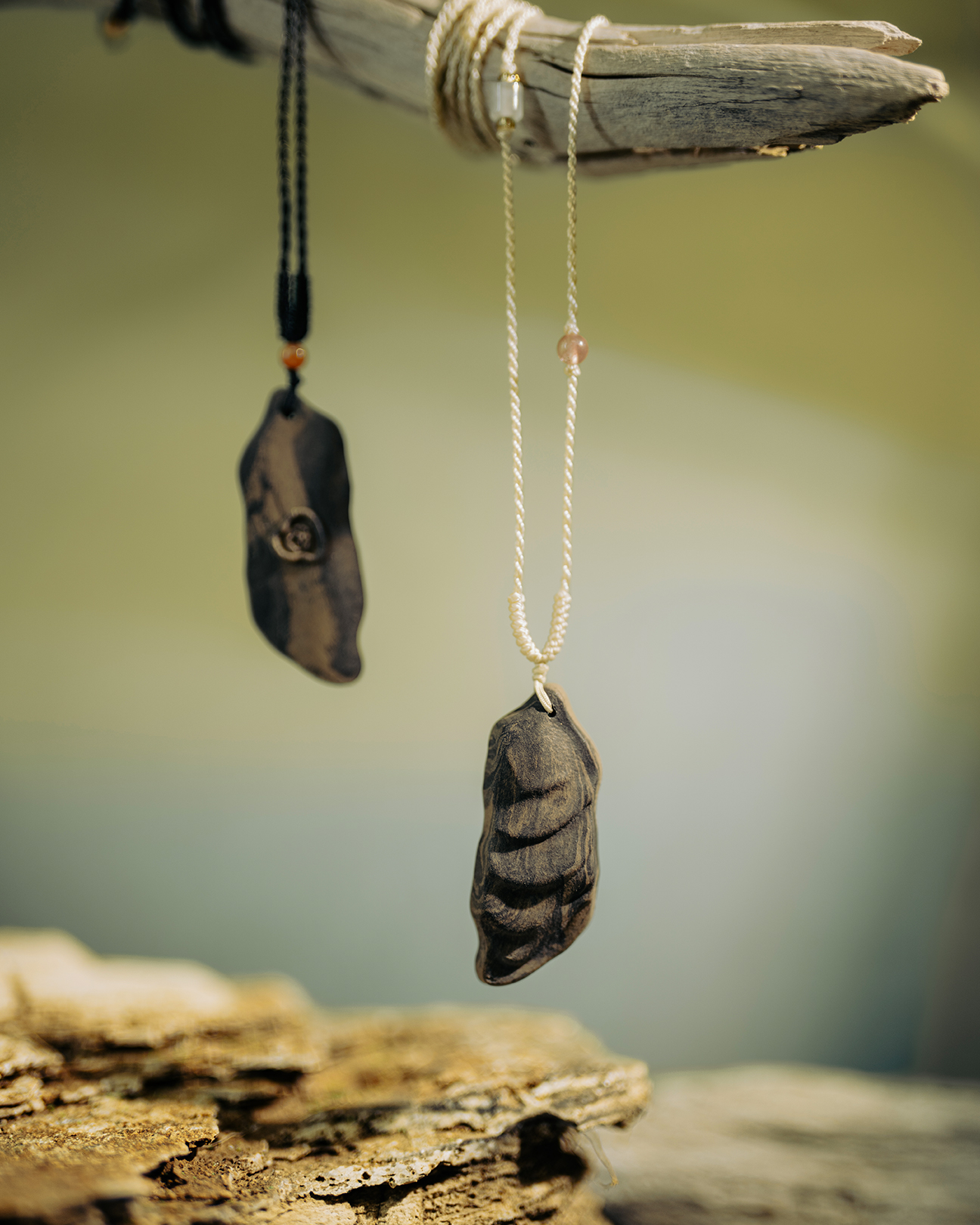Terraced Field Necklace – Dual Incense Pendant (Minimal Edition) - Mixed · Dual Blend · Basic · Necklace · 46–66cm