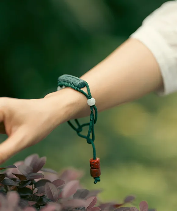 Adjustable Bracelet – Blue Medicine Incense Pendant with Flowing Structure - Blue · Blue Medicine · Bracelet · Wrist 13–17cm