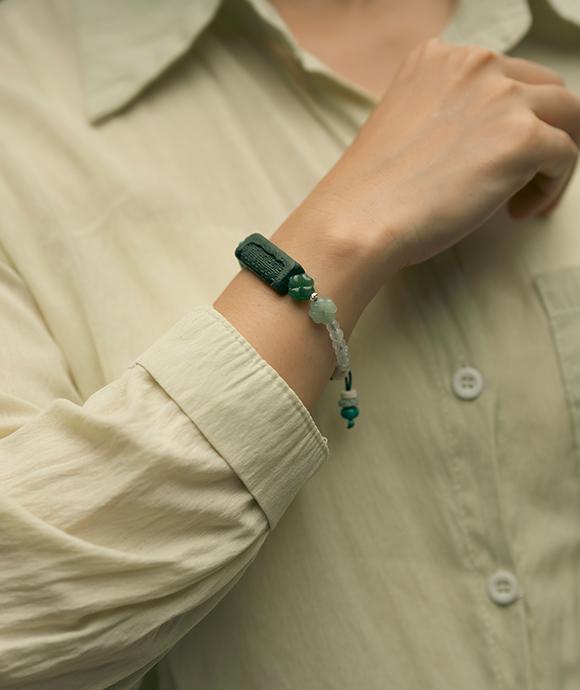 Adjustable Bracelet – Blue Medicine Incense Pendant with Path Structure - Green · Dream Spirit · Path · Bracelet · Wrist 13.5–19cm