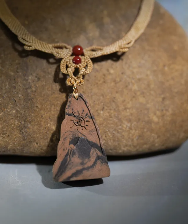 Cloud Mountain Necklace – Dual Incense Choker Pendant (Premium Edition) - Mixed · Dual Blend · Advanced · Choker Necklace · 44–46cm