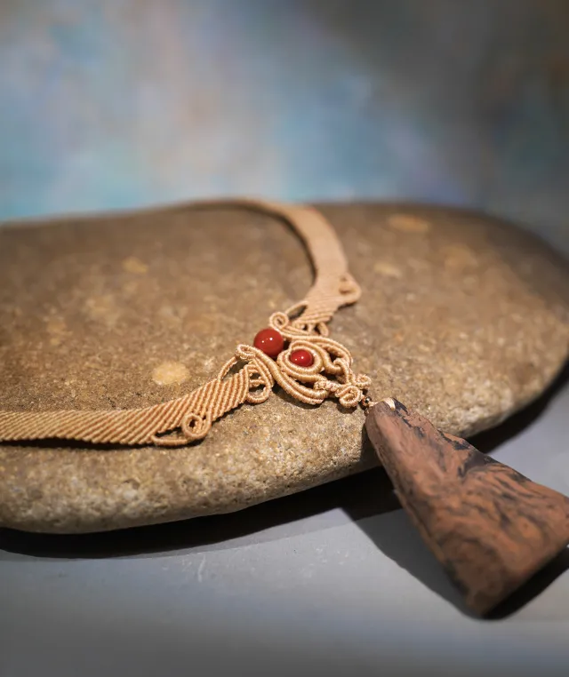 Cloud Mountain Necklace – Dual Incense Choker Pendant (Premium Edition) - Mixed · Dual Blend · Advanced · Choker Necklace · 44–46cm